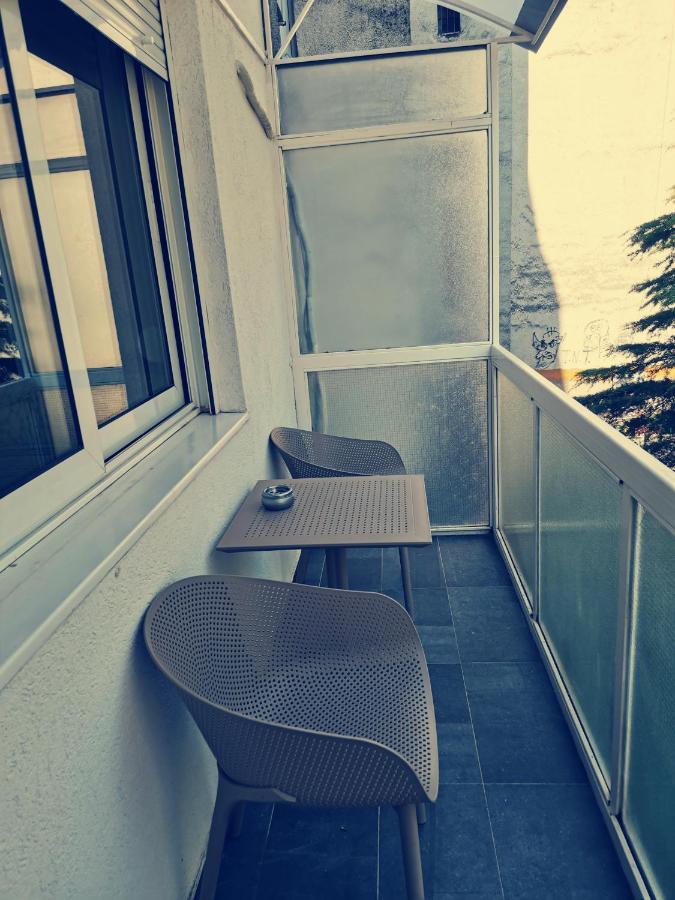 Clock Tower Apartments 波德戈里察 外观 照片
